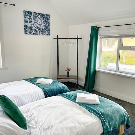 شقة Perfect For Contractors & Families! 7 Beds Free Parking برمنغهام المظهر الخارجي الصورة